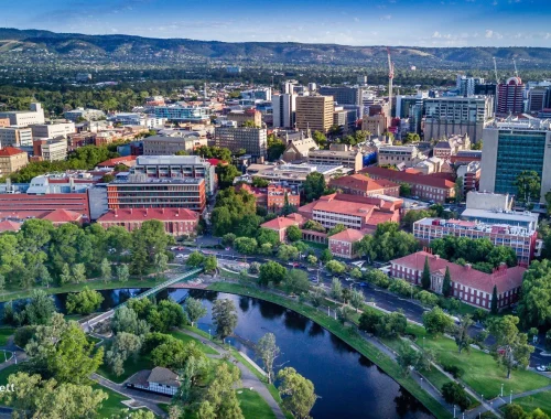 Aerial over Karrawirra Parri/River Torrens looking to the University of Adelaide