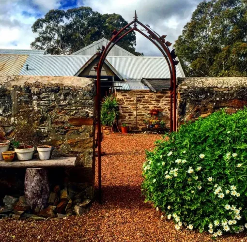 Entrance archway into Hutton Vale Farm garden